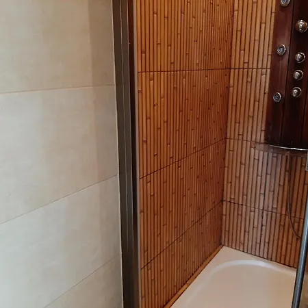 T2 Renove A A 2 Min De La Avec Parking Prive - Fr-1-239-901 Apartament