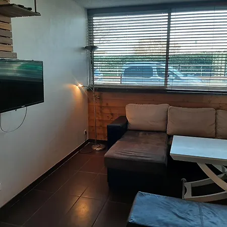 T2 Renove A A 2 Min De La Avec Parking Prive - Fr-1-239-901 *